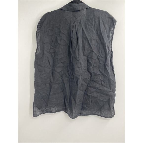 Black Sleeveless Button-Up Tank Top - Picture 4 of 5